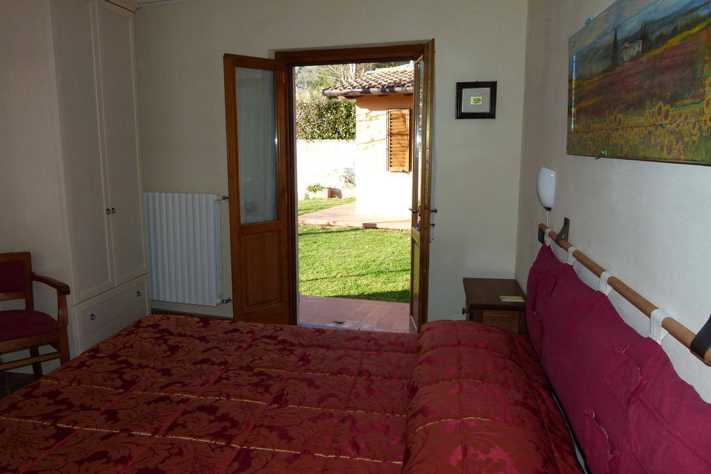 Agriturismo Il Cantastorie 蒙特卡蒂尼泰尔梅 客房 照片