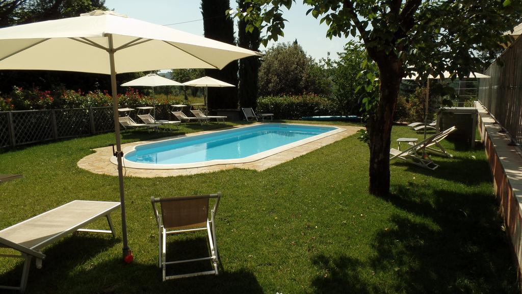 Agriturismo Il Cantastorie 蒙特卡蒂尼泰尔梅 外观 照片